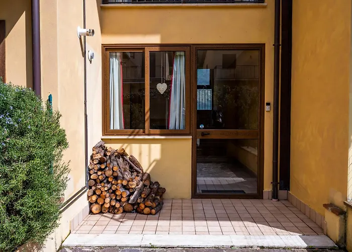 Casa Vignette 7 *